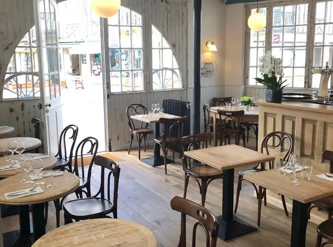 Le Normand 2* Houlgate